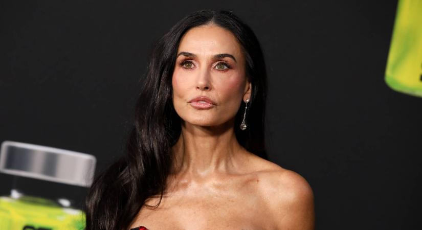 Undorodva menekülnek ki a nézők Demi Moore új filmjéről