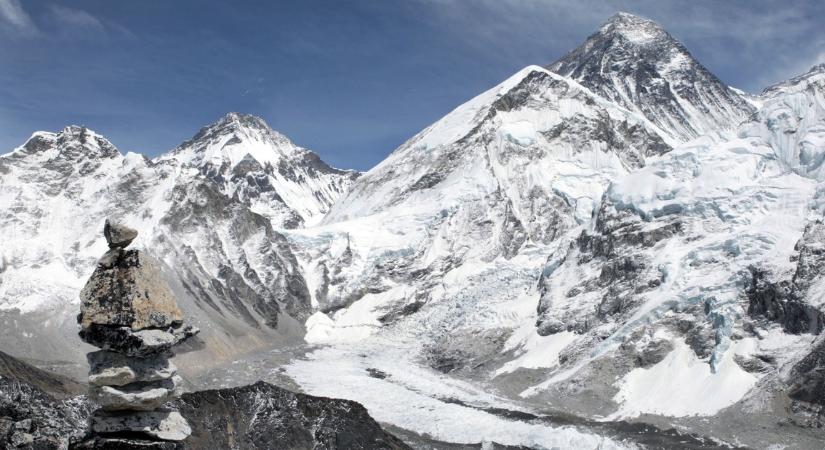 Miért ilyen nagy és hogy lesz még nagyobb? A Mount Everest titka