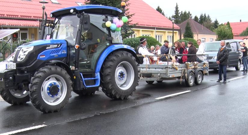 Több év kihagyás után éledt újjá a hagyomány Surdon