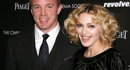 Egyáltalán nem kér a rivaldafényből Madonna és Guy Ritchie fia: így néz ki most a huszonéves Rocco Ritchie