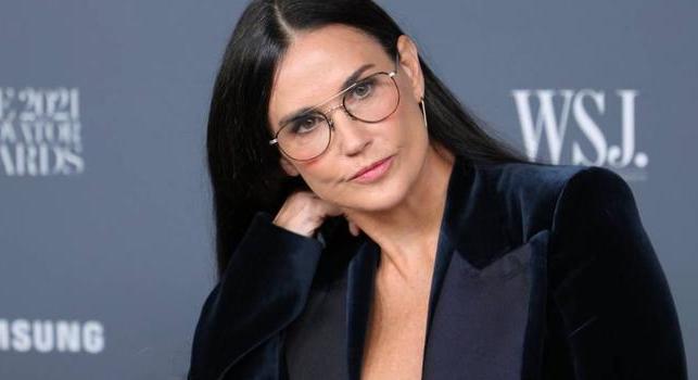 Sorra vonulnak ki a nézők Demi Moore új filmjének vetítéseiről