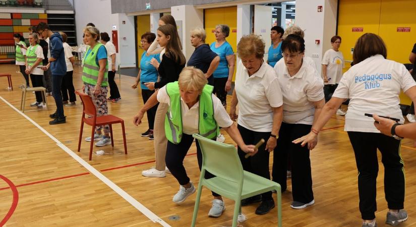 Mozdulj senior Kanizsa! - sorverseny és kosárra dobás időseknek