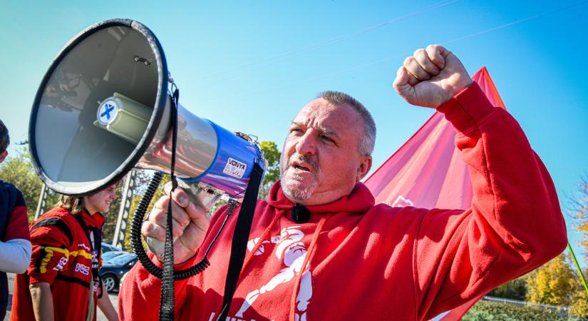 Komjáthi szerint a Dunaferr megszűnése a régióban is lyukat üt