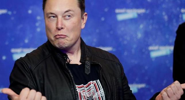 Elon Musk törli a félkövér betűtípust az X idővonalán, mert kifolyik tőle a szeme