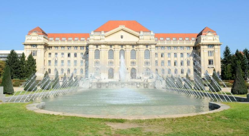 Hatalmasat lépett előre sok magyar egyetem az orosz felsőoktatási rangsorban