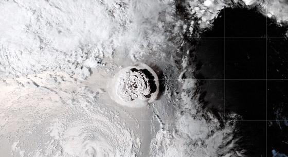 Akkora erejű volt a 2022-es tongai vulkánkitörés, mintha Észak-Korea egyszerre robbantotta volna fel az öt legnagyobb atombombáját