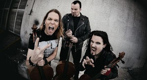 Az Apocalyptica csellósa a könnyeivel küzdött, amikor Cliff Burton részeit játszotta