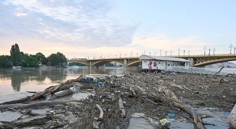 Zárva marad a Margit-sziget, továbbra is instabil az árvíz utáni talaj