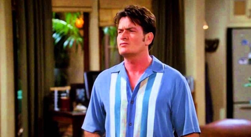 Charlie Sheen zavarba jött a nézők előtt – Le kellett állítani a forgatást