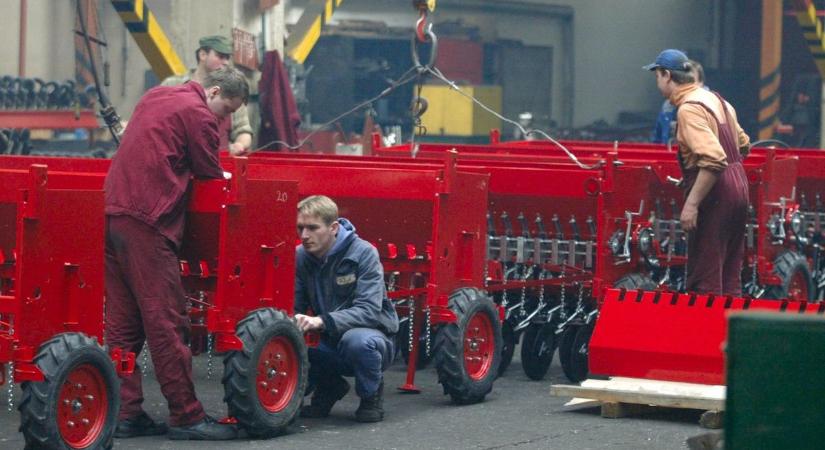 Továbbra sem látszik a fény az alagút végén: siralmas számokat produkál a magyar ipar