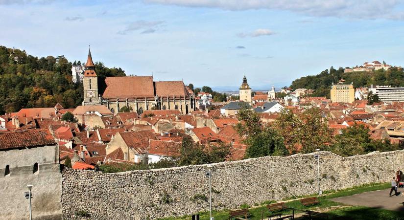 A fővároson kívül, Konstanca és Brassó megyében száll meg a legtöbb hazai és külföldi turista