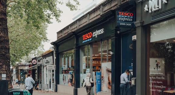 Az Aldira figyelt a Tesco, úgy fest, jól tette : több mint 1380 milliárd forint a bizonyíték