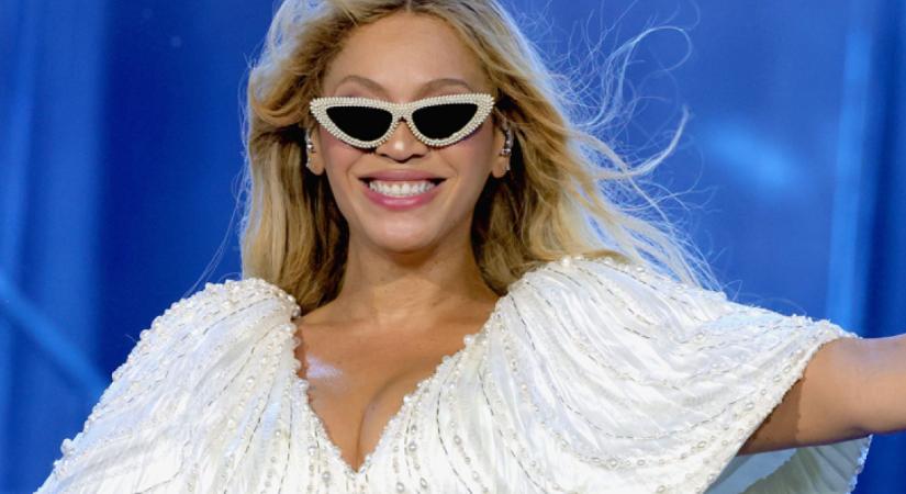 Láttad már Beyoncé édesanyját? Tina 70 évesen is igazi bombázó, tisztára az énekesnő hasonmása