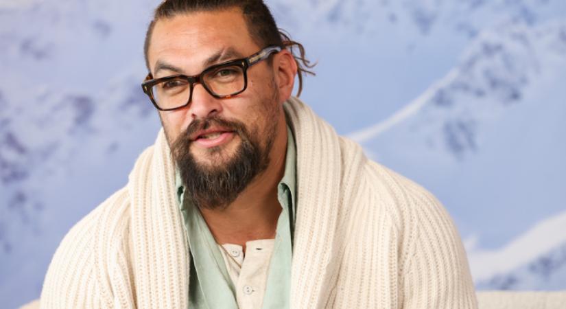 Megdöbbentő a hasonlóság Jason Momoa és fia között: Nakoa-Wolf a színész fiatalkori hasonmása