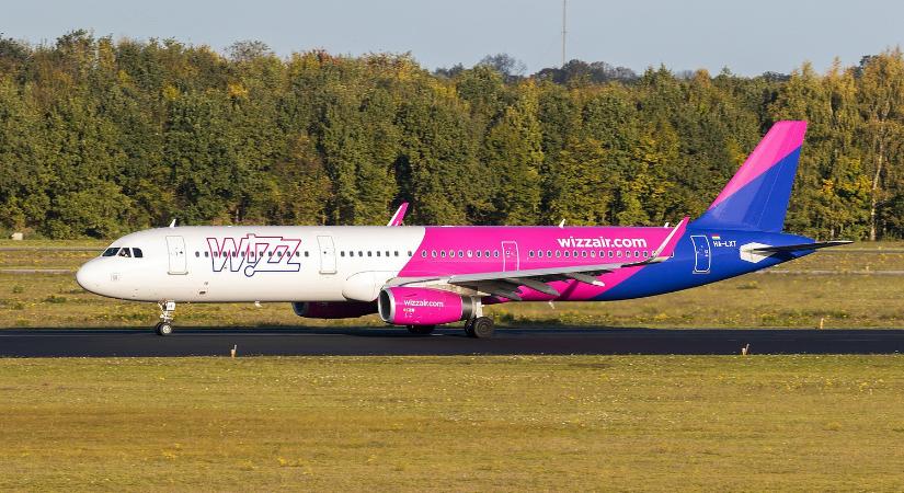 Félúton le kell szállnia a Dubajból és Abu-Dzabiból Budapestre tartó Wizz Air járatoknak