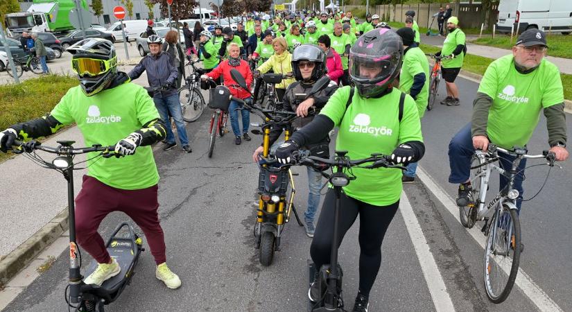 Több mint kétszáz kerékpáros vezette fel a félmaratont - Fotók