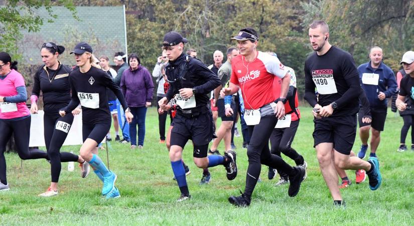 Erdei futóverseny csábította Szolnokra a mozgás szerelmeseit – galériával