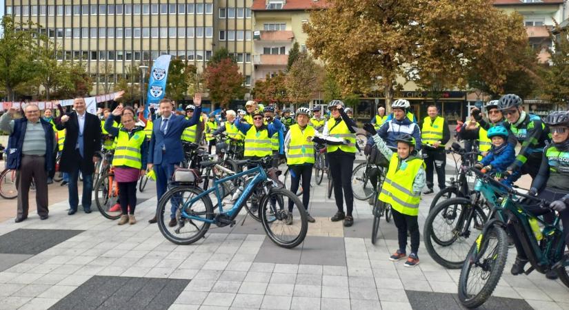 Tekerj a szívedért! - Biciklitúra az idősek hónapja programjai keretében