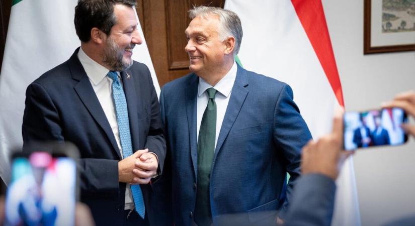 Az utánpótlás-patrióták és az éltesebb Orbán-Salvini duó Pontida mezején nyomultak