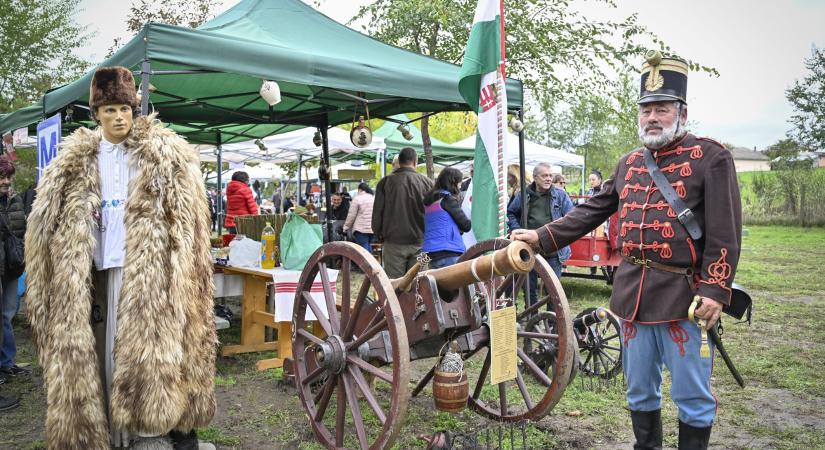 A rézágyú is eldördült a furtai juhásztalálkozón