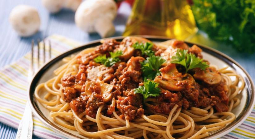 10 fűszeres, krémes tészta recept, amiben a spagettié a főszerep