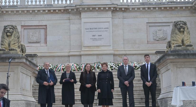 Átadták a gróf Batthyány Lajos-díjat és a gróf Zichy Antónia-díjat