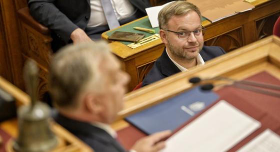 Bayer Zsolt a saját műsorában ajánlotta fel Orbán Balázsnak, hogy tisztázza a kijelentését, de nem kívánt foglalkozni az üggyel