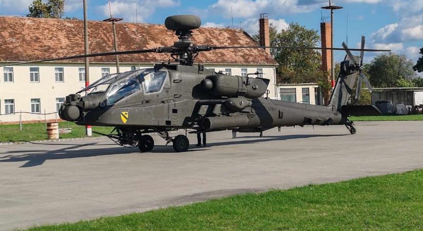 Harci helikopterek landoltak Szegeden