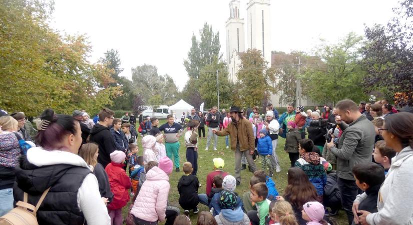 Állatok világnapját ünnepelték Pusztaszabolcson – képgalériával