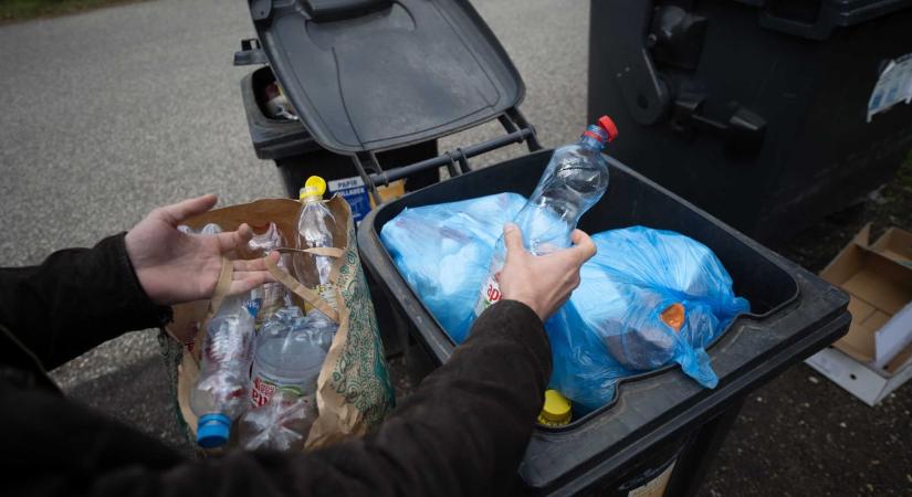 Akár 65 ezres bírságot is kaphatnak a PET palackot guberálók