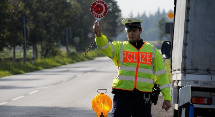 Fokozódó terrorveszélytől tarnak Nyugat-Európában