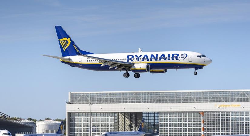 Óriási bejelentést tett a Ryanair, a becsekkolásról van szó