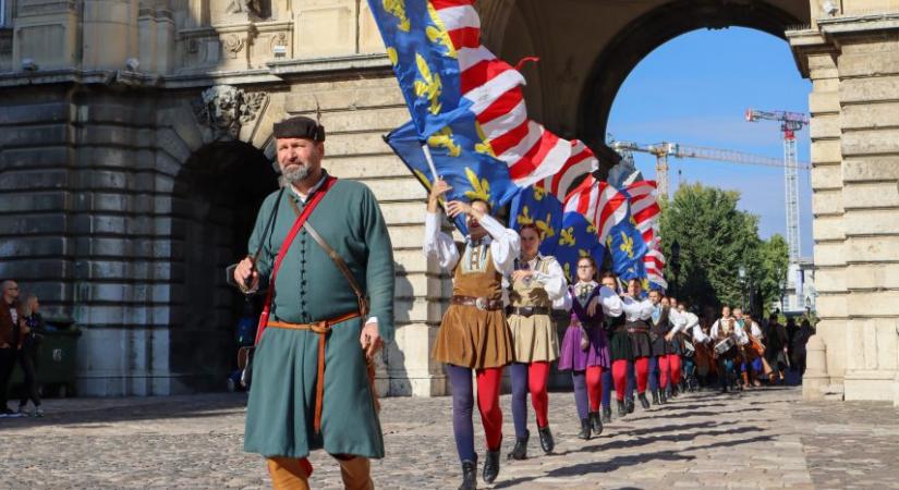 Sárkányokkal a középkorba