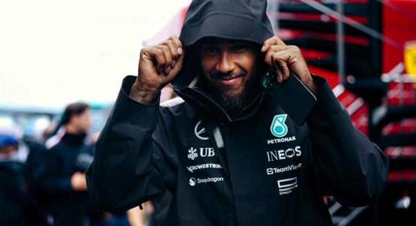 Hamilton nem vezeti idén az F1-es Ferrarit