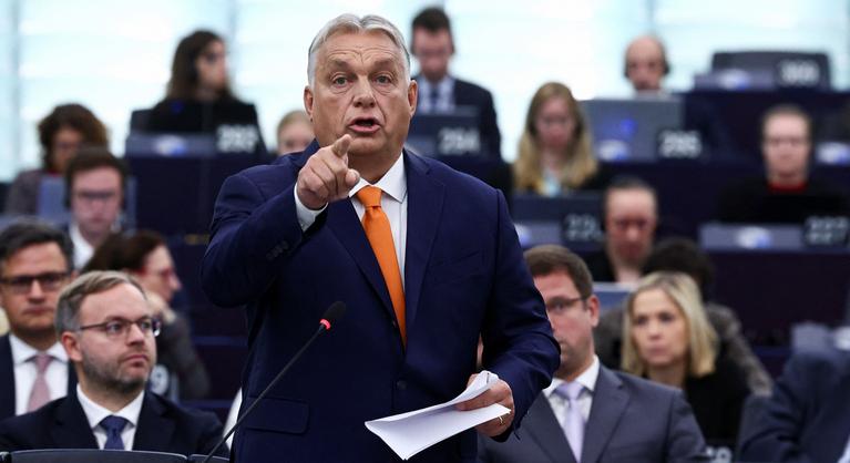 Orbán Viktor: Sajnálom, hogy az Európai Parlament az ócska propaganda helyszíne lett