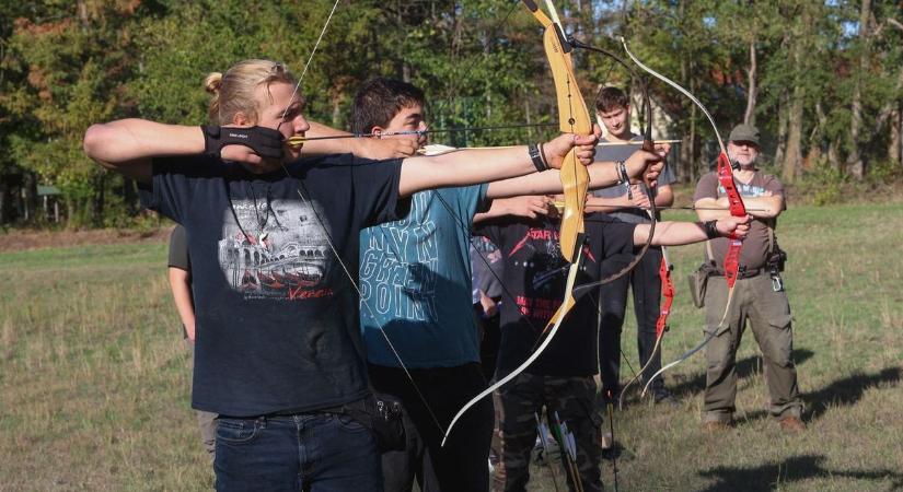 Feszül a húr, száll a vessző - íjászkodás a Bedőben - galériával, videóval