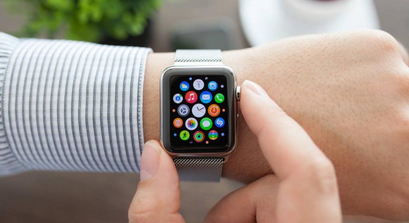 Előre tudja az Apple Watch, ha betegek vagyunk