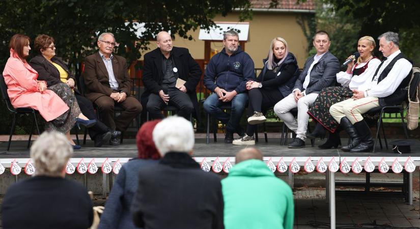 Az Egyesületek napját először szervezték meg Bonyhádon