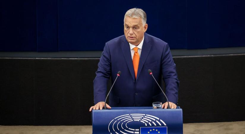 Az EP hivatalos Facebook-oldalát elárasztották az Orbán Viktort dicsérő kommentek