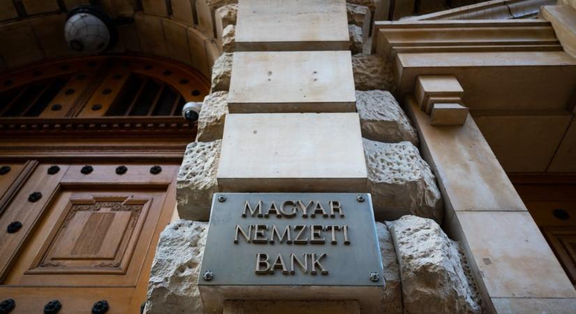 Idén is hatalmas veszteséget hozott össze az Magyar Nemzeti Bank