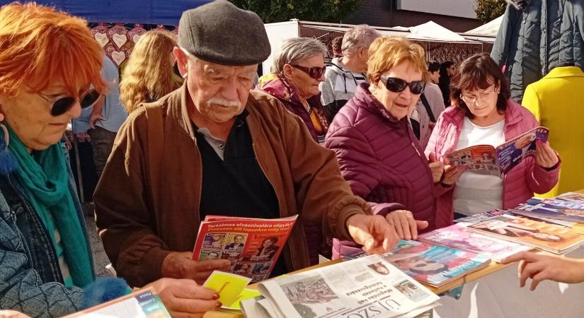 Olvasóinkkal vásároztunk Párkányban