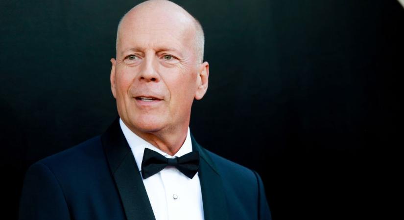 Elfogytak a szavak: Bruce Willis friss fotói láttán összeszorul a szíved