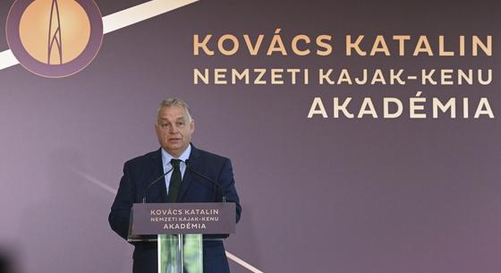 Orbán a kajakakadémián: Tartani kell a lépést a világ élvonalával – sportlétesítményekben