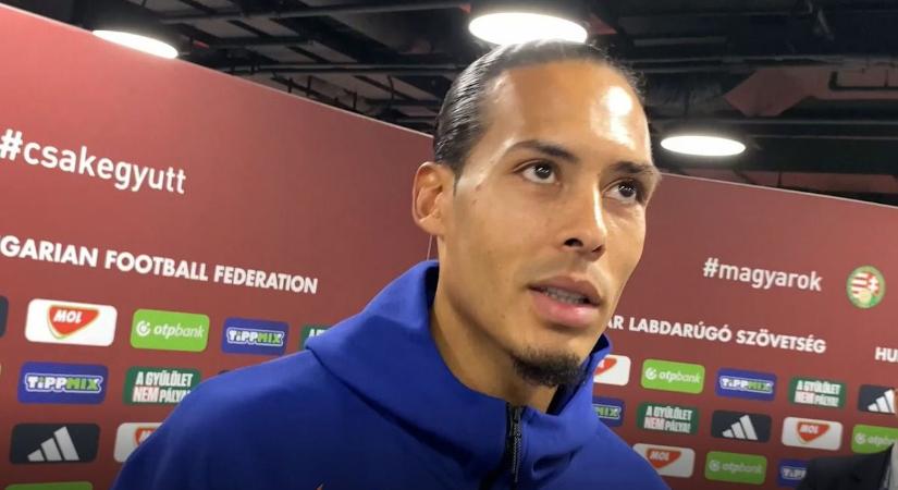 Videón, amikor Van Dijk megtudja, hogy Messi "örökébe lépett"