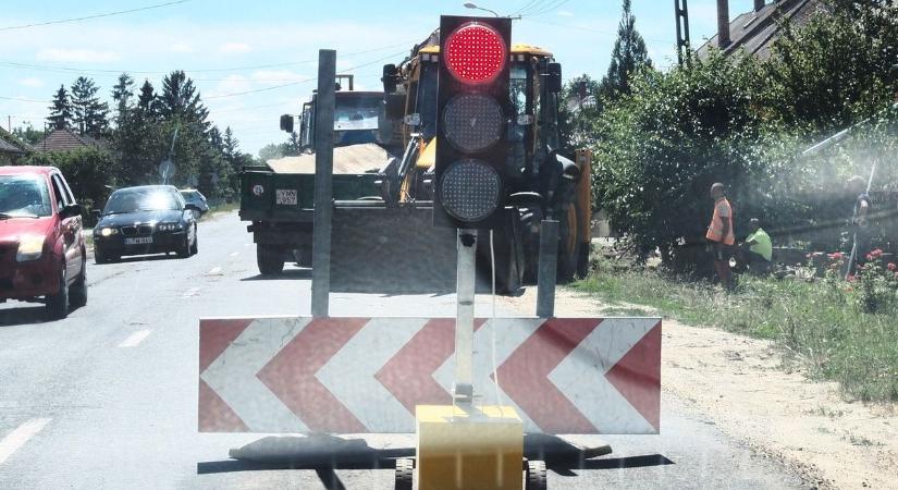 Jelentős torlódásra kell számítani a 442-esen októberben