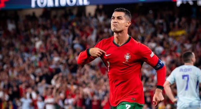 Nemzetek Ligája: Ronaldo újabb lépést tett 1000. gólja felé, a spanyolok szoros, a románok sima meccsen nyertek - videó