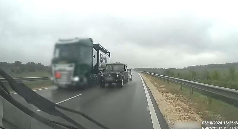 Felfoghatatlan eset Kecskemétnél: nézze a Mercedes sofőrjét, aki emberéletet áldozott volna egy előzésért! (VIDEÓ)