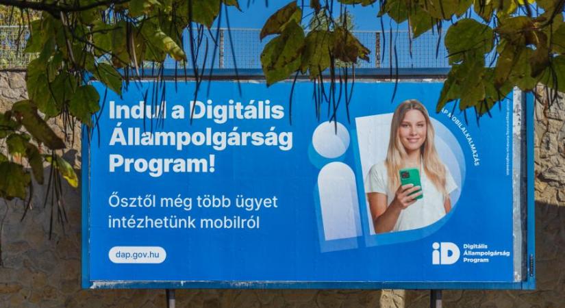 Digitális állampolgárságra kötelezhetik a kormánytisztviselőket