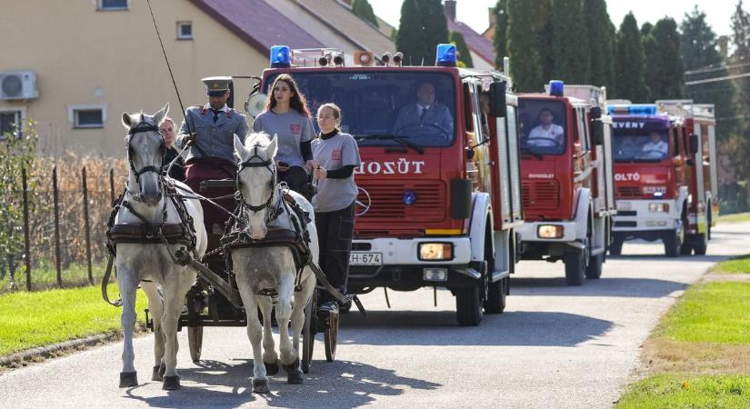 Dédapák és nagypapák nyomában: 140 éves a kunszigeti tűzoltó egyesület - fotók, videó