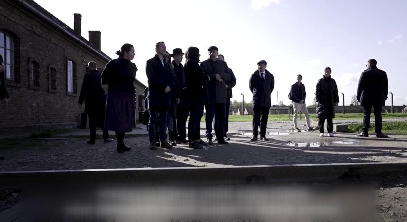 Auschwitzba látogatott a köztársasági elnök  videó